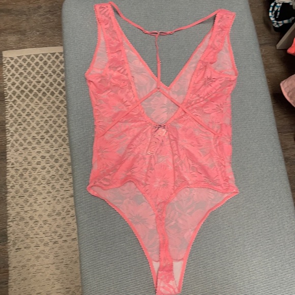 Pink Victoria’s Secret Lingerie - Picture 3 of 4